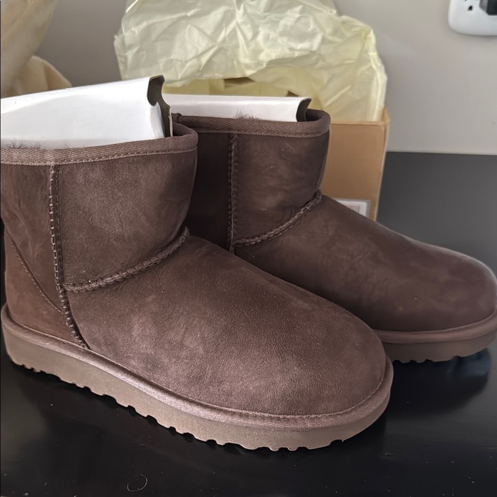 UGG Brown Classic Mini II size 7 chocolate